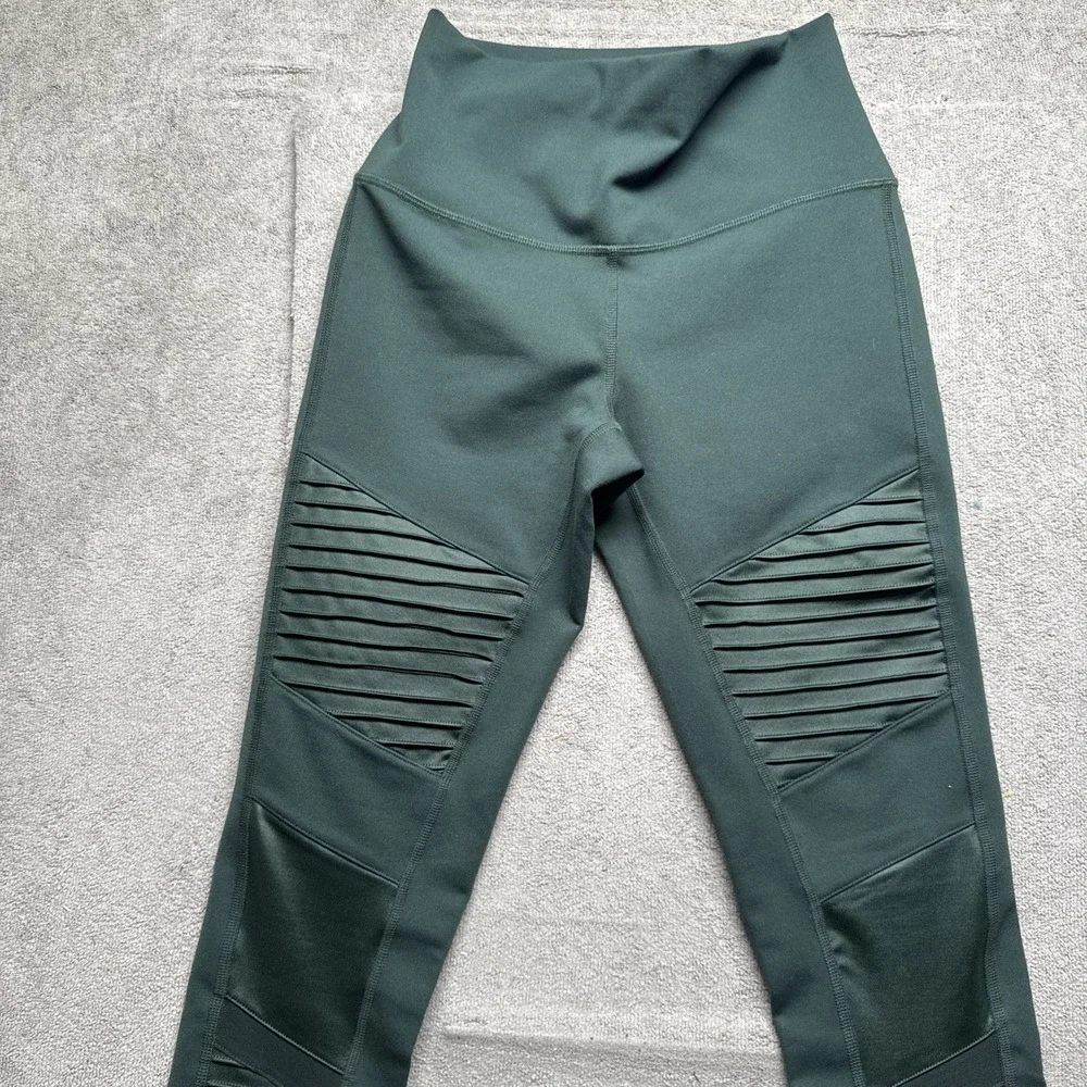 Alo Moto Green High Rise Leggings Women's Small Sculpt‎ Fit Yoga Activewear